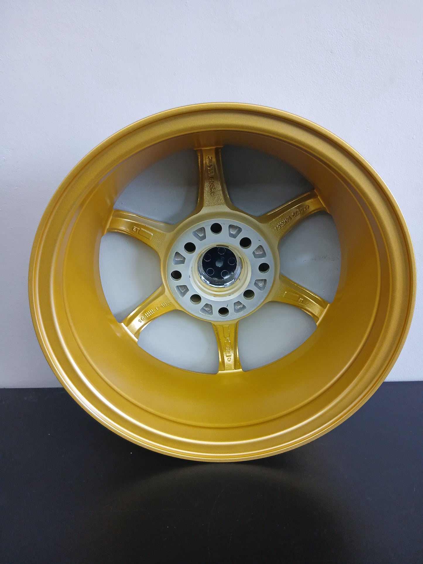 14x5.5 ALLOY RIM - KRG8865 - by Zenith Alloy Wheels
