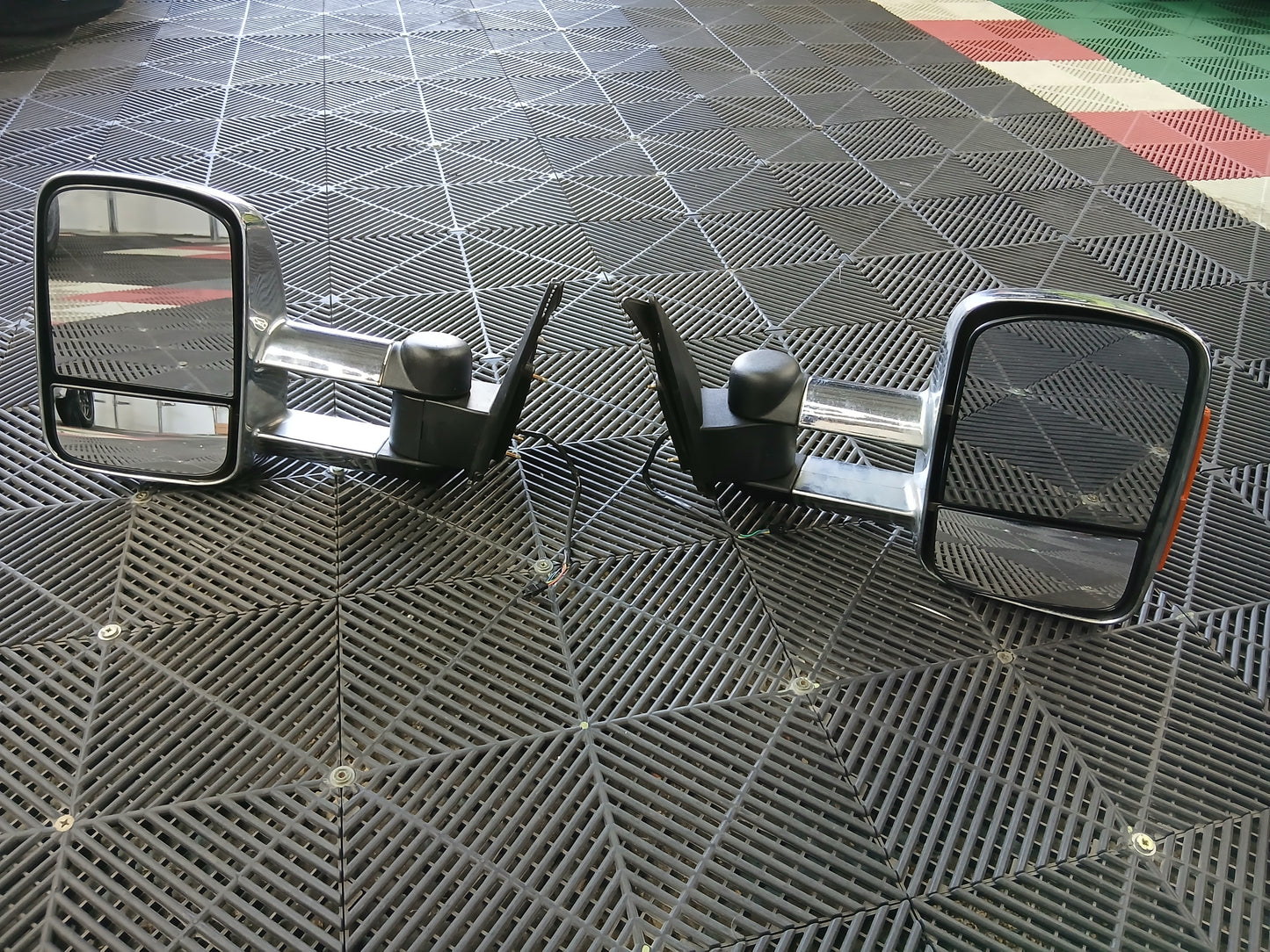 Towing Mirrors - Toyota Landcruiser 200