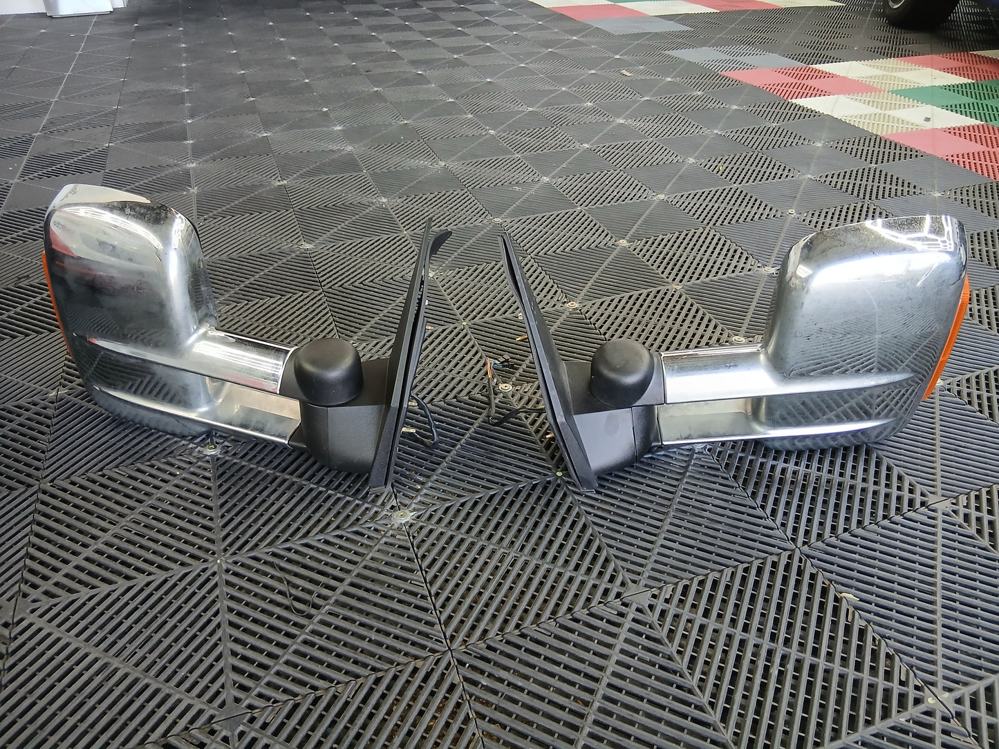 Towing Mirrors - Toyota Landcruiser 200