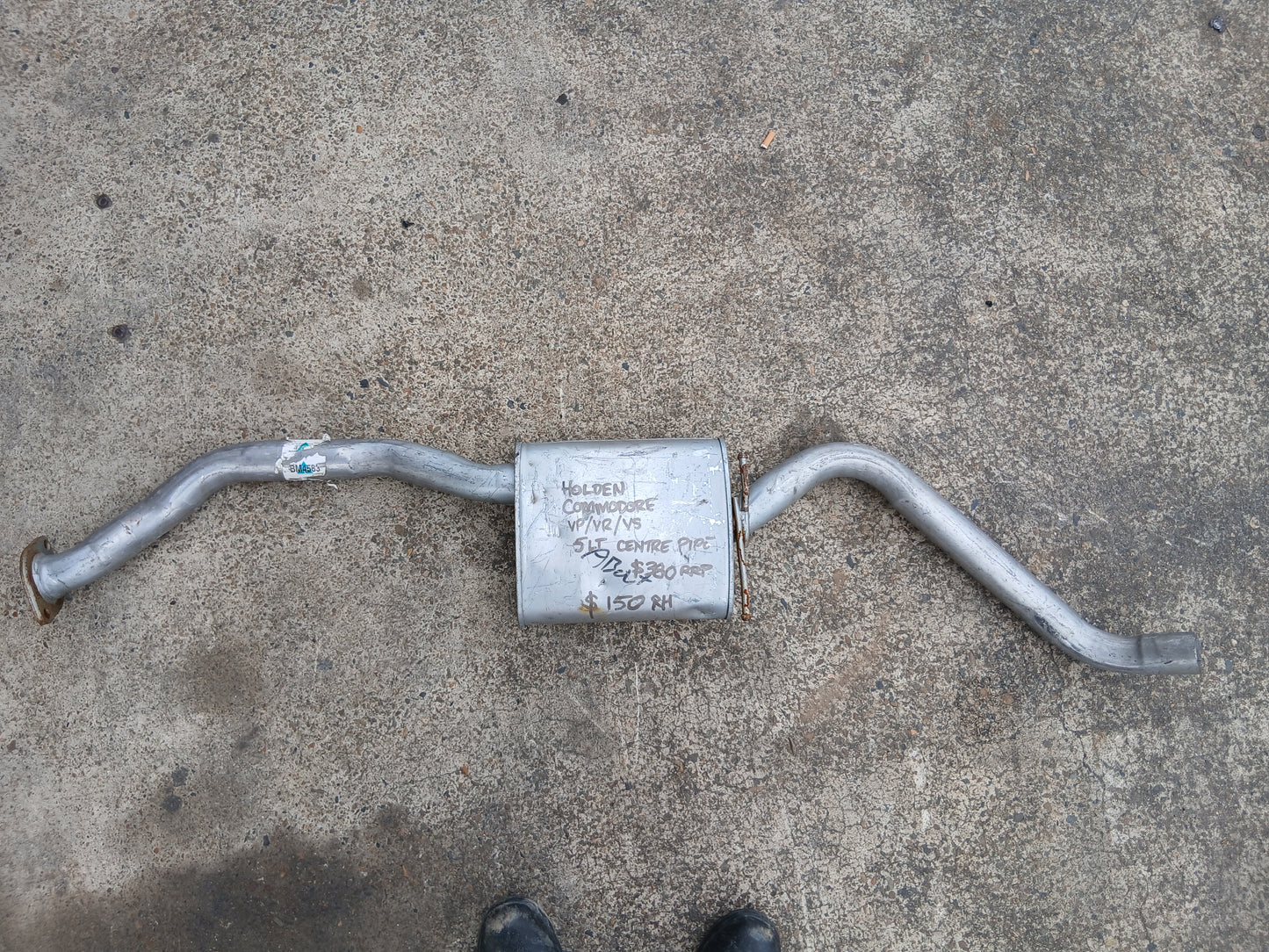 Exhaust Centre Pipe for Holden Commodore VP/VR/VS