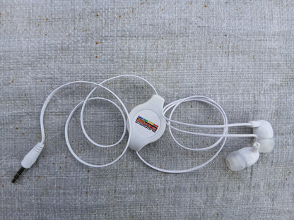 Portable 3.5mm Retractable Cable In-Ear Earphone