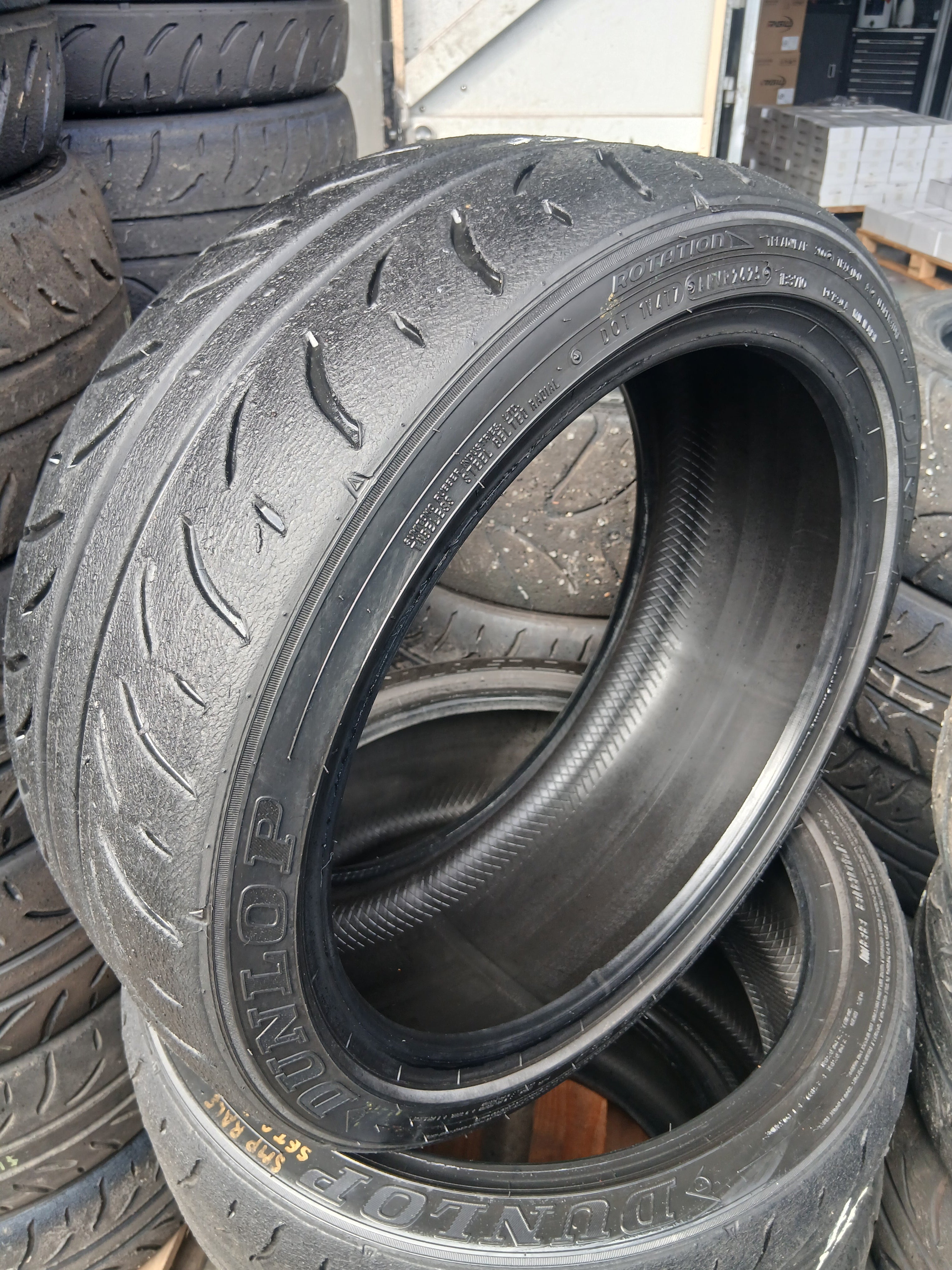 Dunlop Direzza ZIII Racing Tyre 225/40R18 – Zenith Racing Solutions