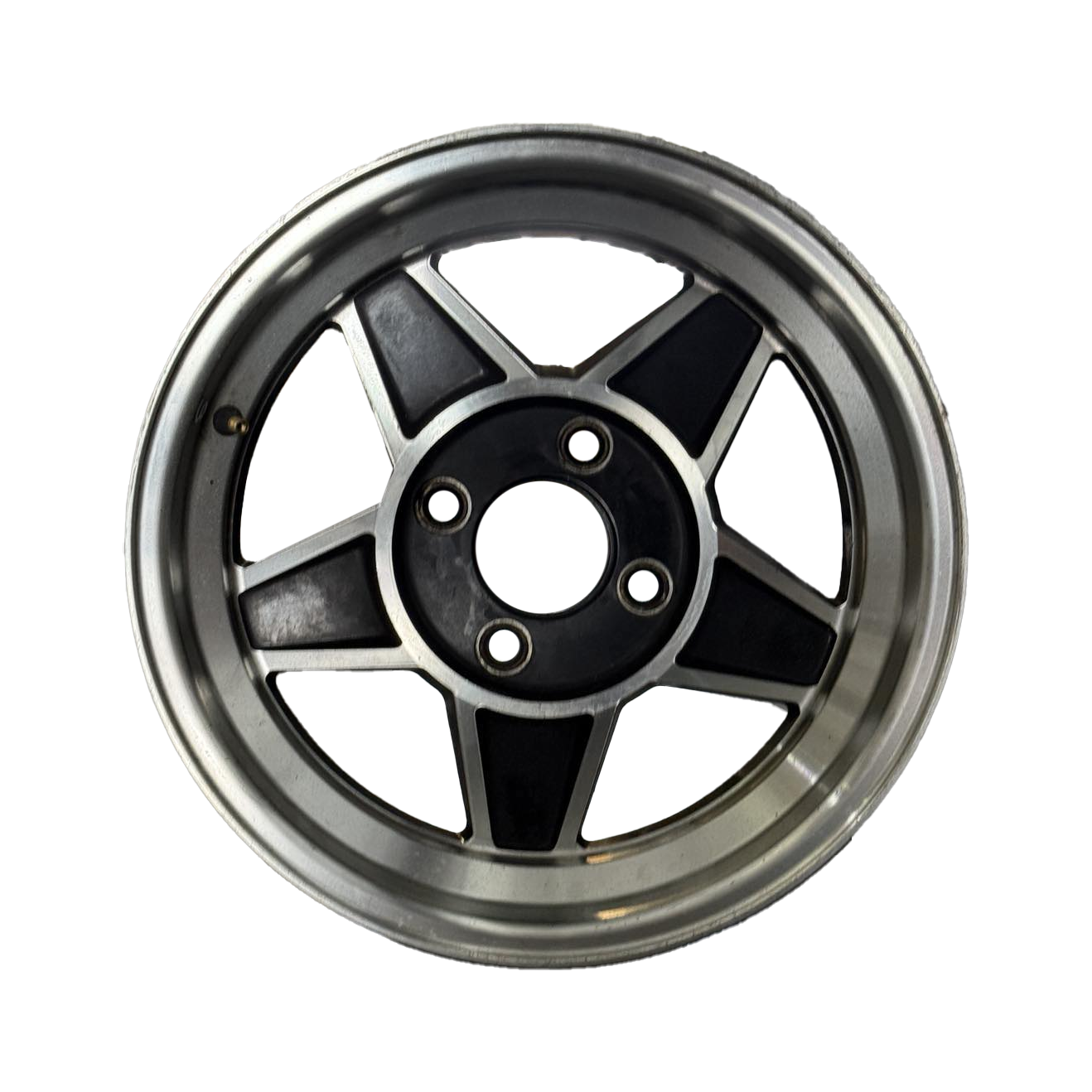BATHURST ALLOY RIMS - 15 x 7 + 20ET PRE OWNED BLACK by T. Obrien