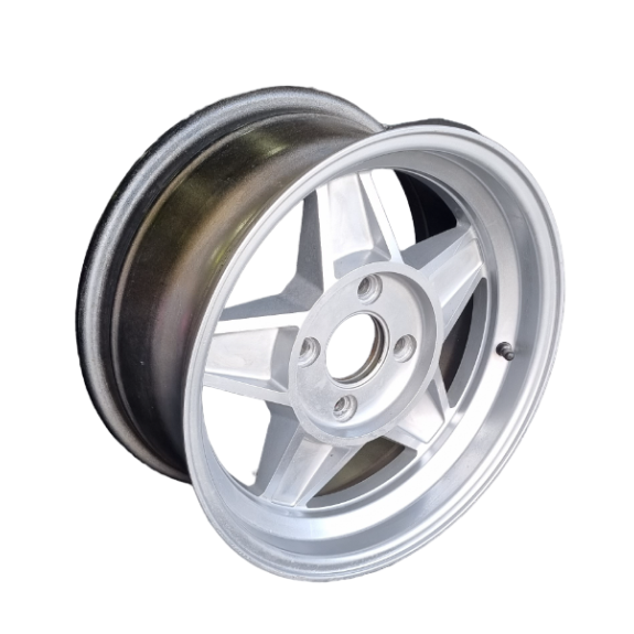 BATHURST ALLOY RIMS - 15 x 7 + 20ET PRE OWNED SILVER by C. Wilson